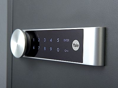 ���� ����� �� ����� 90100853, YALE
